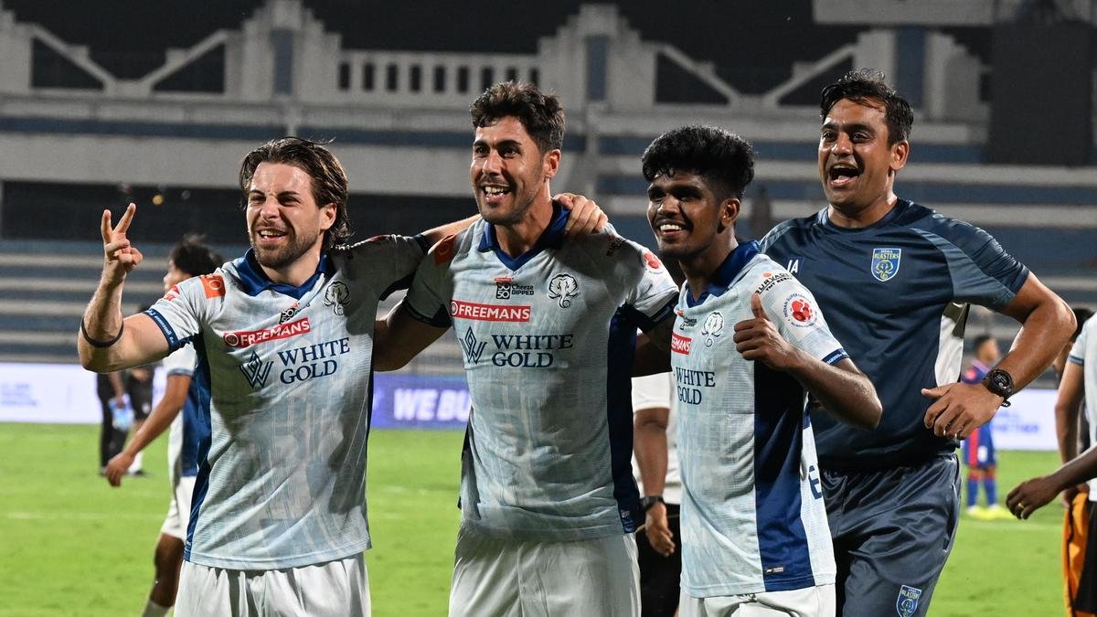 ISL 2025-26: NorthEast United rescues draw as Kerala Blasters’ wait for first home win continues.